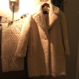 Banana republic, plush, oversize Teddy coat